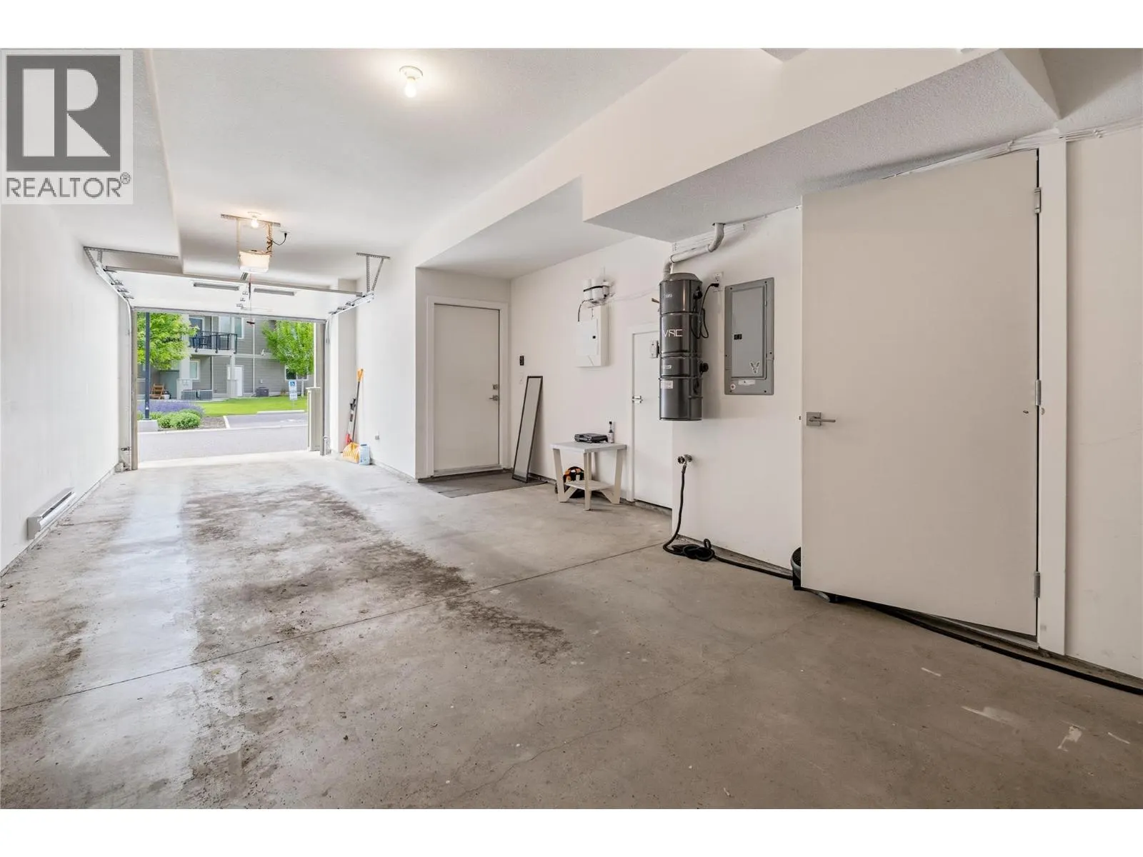300 Drysdale Boulevard Unit# 8