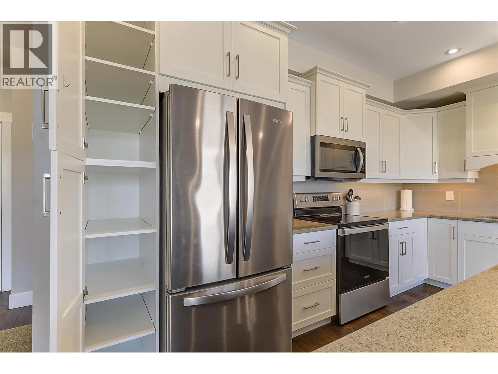 1165 Sutherland Avenue Unit# 405