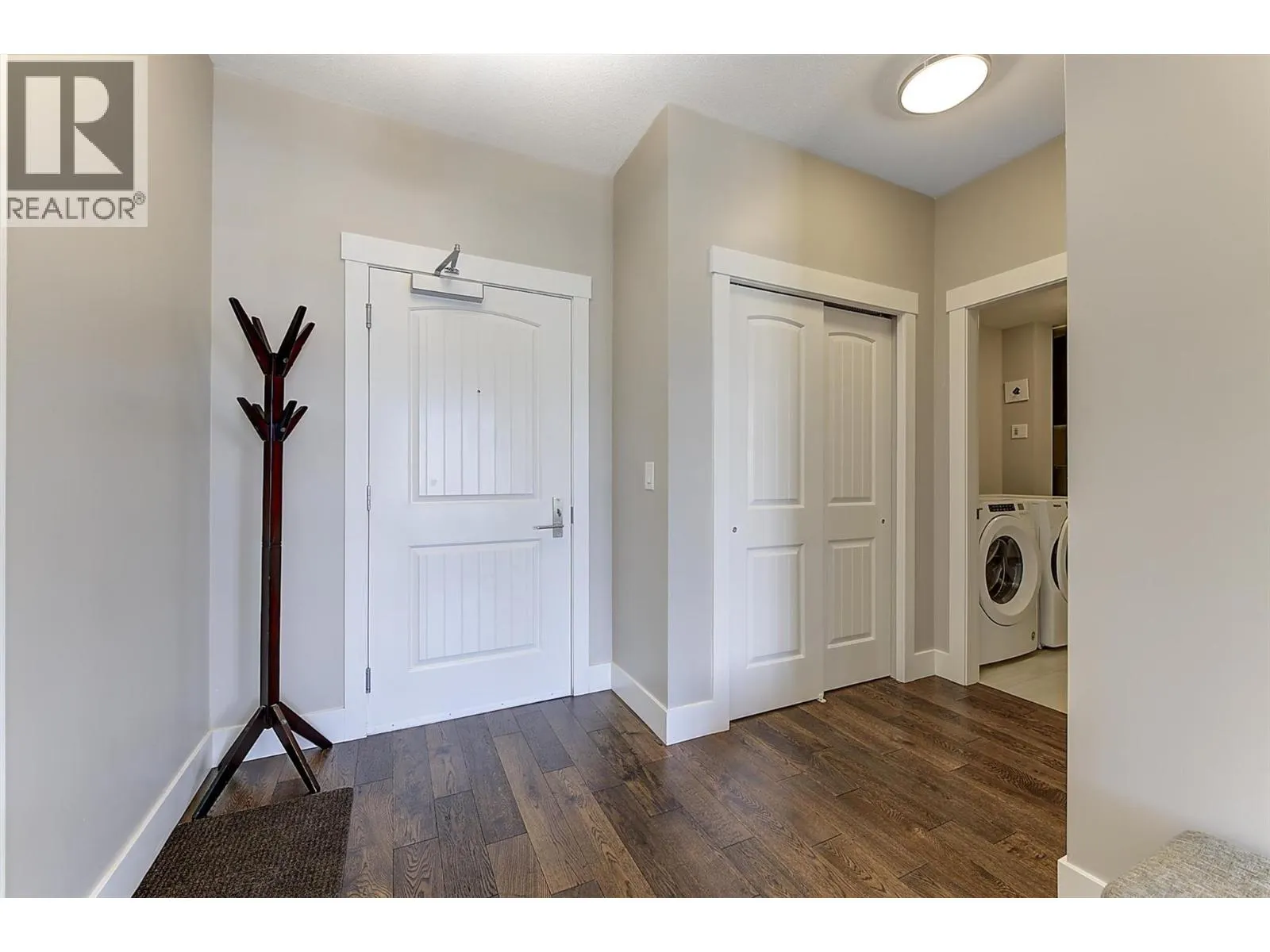 1165 Sutherland Avenue Unit# 405