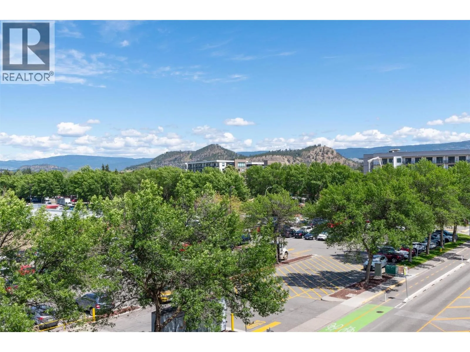 1165 Sutherland Avenue Unit# 405