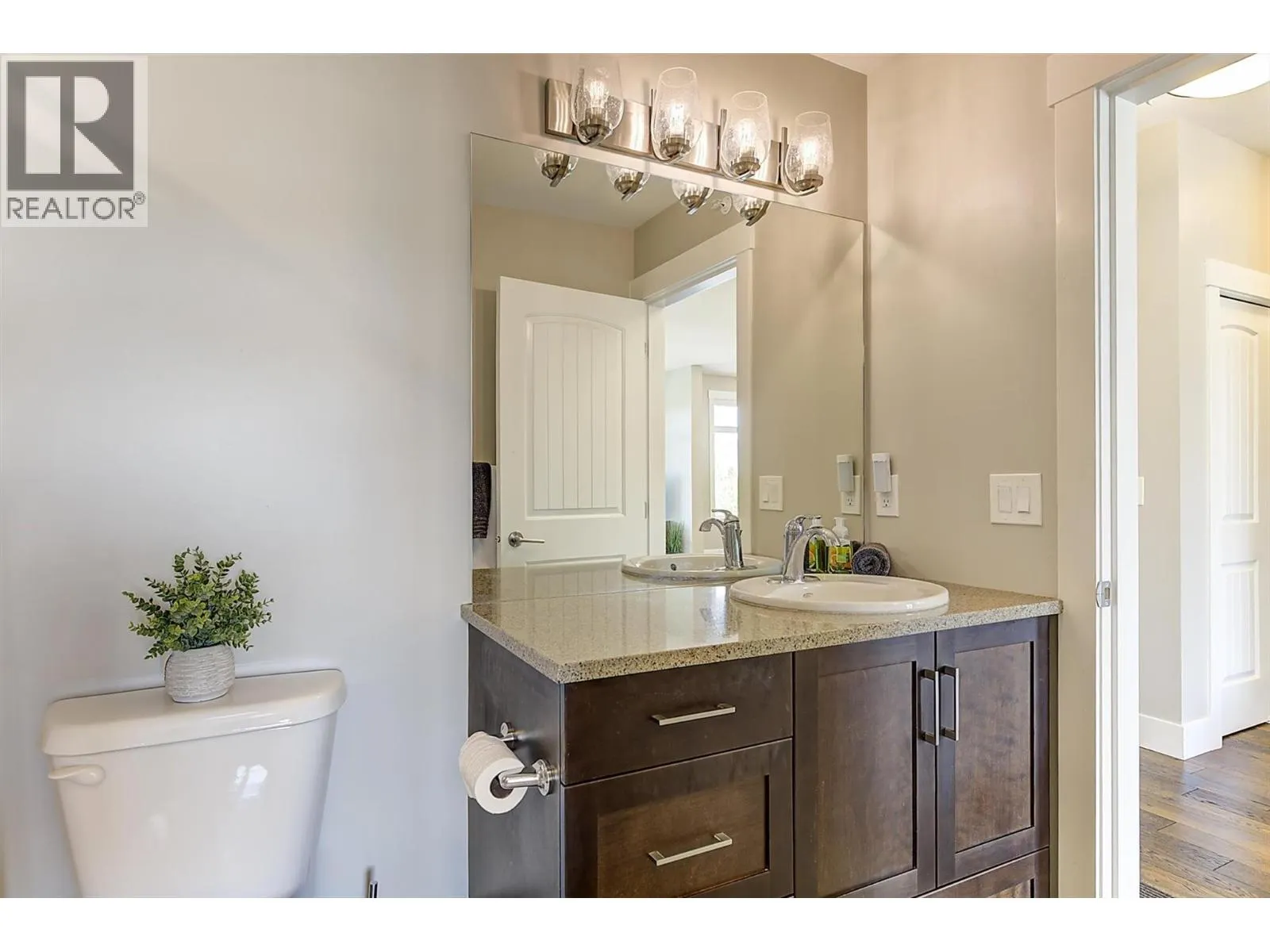 1165 Sutherland Avenue Unit# 405