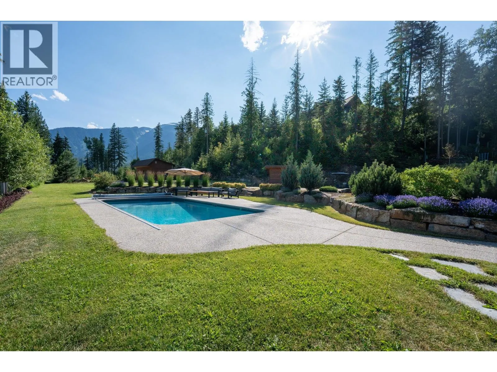 1917 Mt McPherson Drive