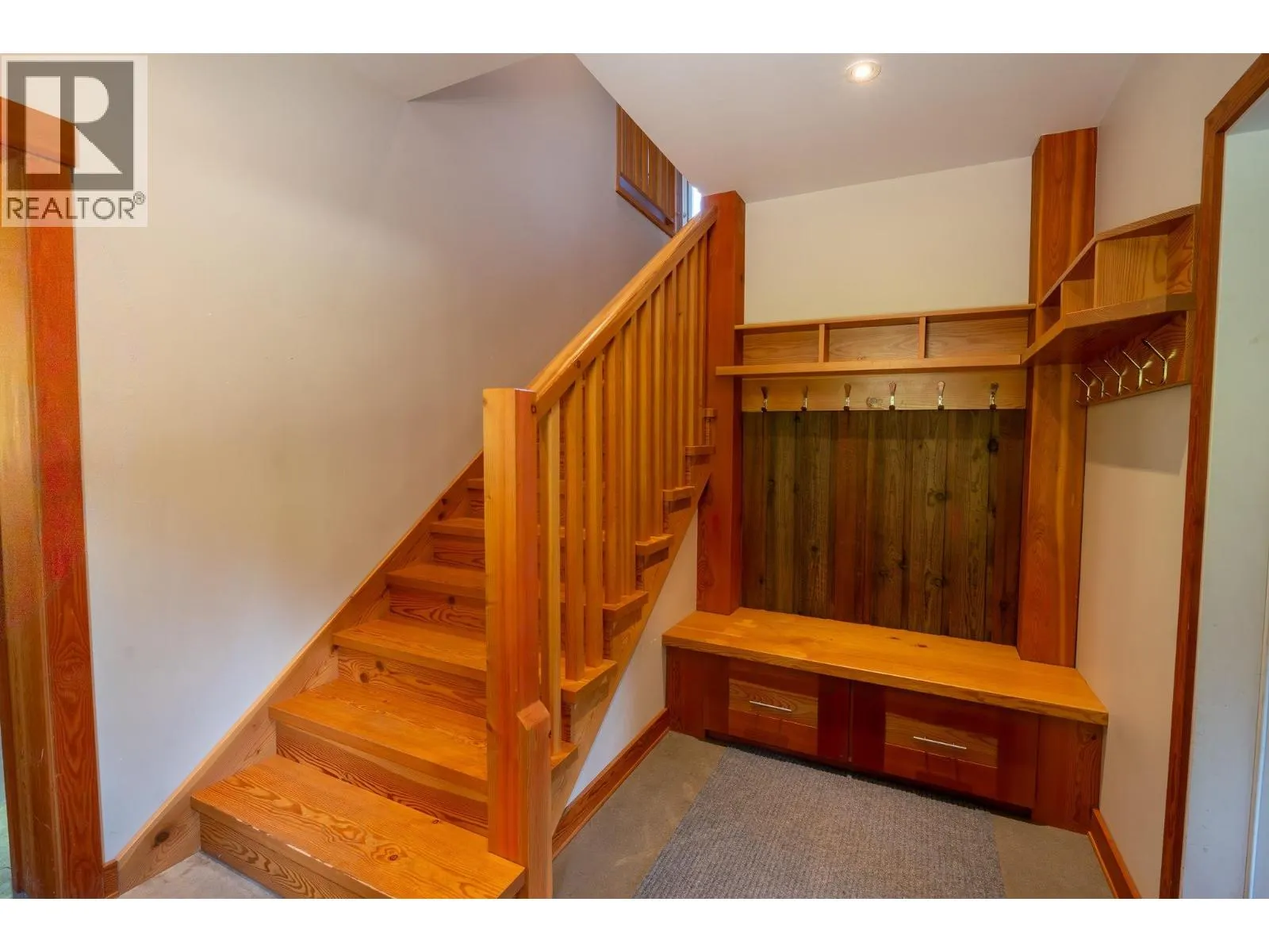 1917 Mt McPherson Drive