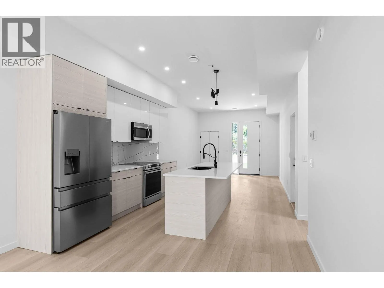 9188 Tronson Road Unit# 4