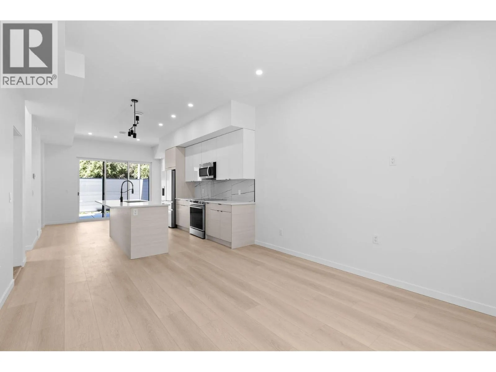 9188 Tronson Road Unit# 5