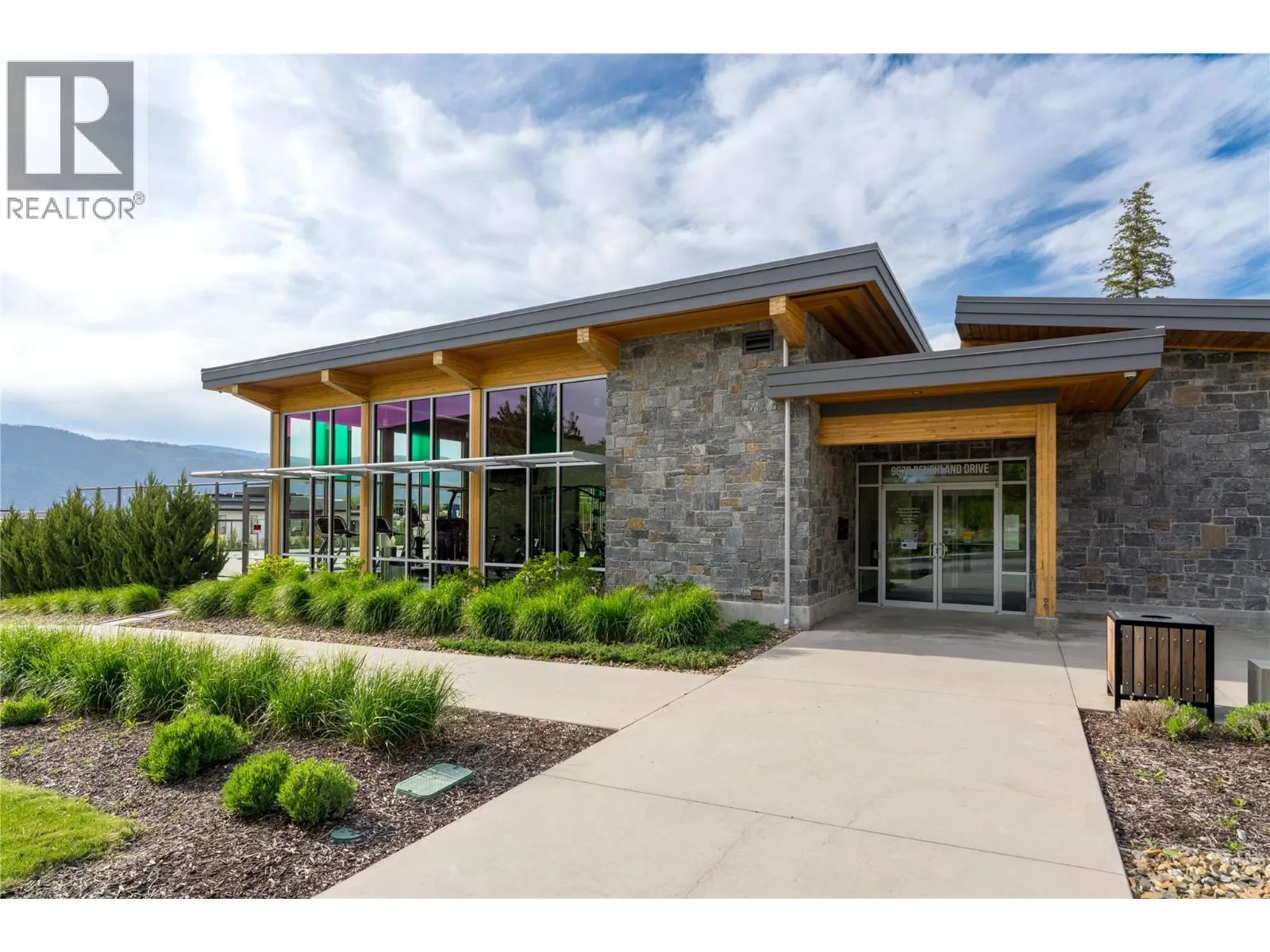 9499 Ledgestone Road