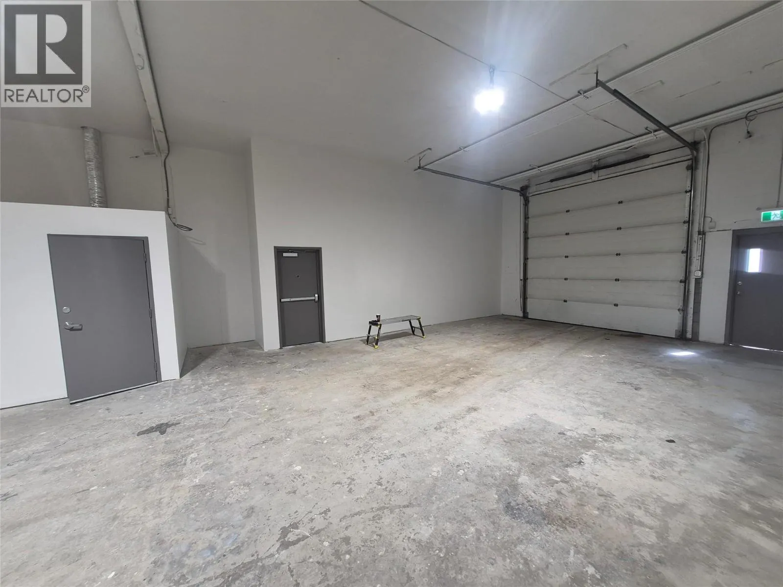 880 Leathead Road Unit# 1 - 3