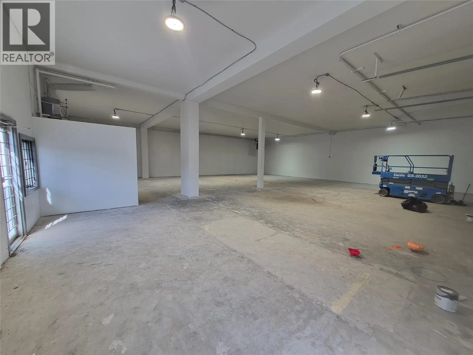 880 Leathead Road Unit# 1 - 3