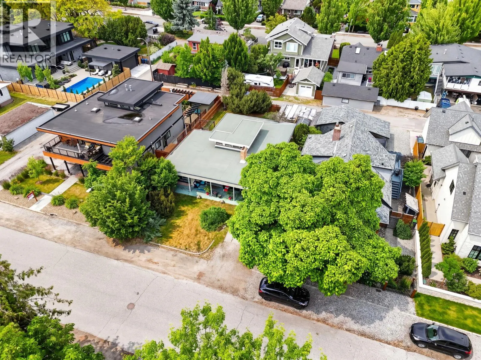 348 Burne Avenue