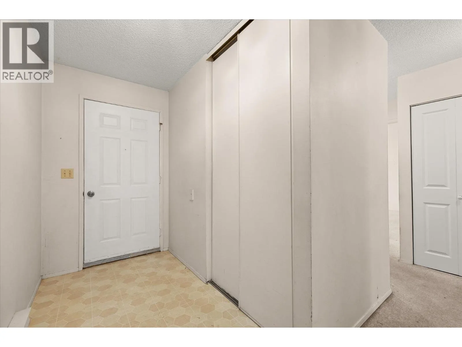 880 Badke Road Unit# 203A