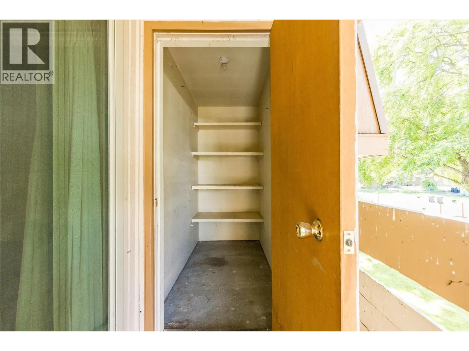 880 Badke Road Unit# 203A