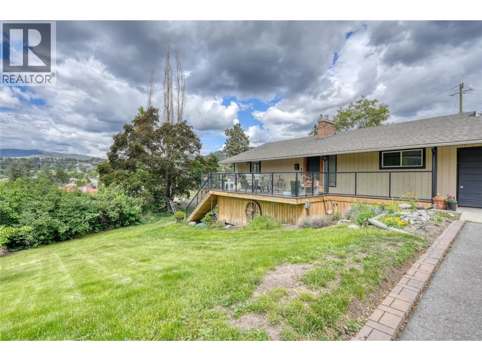 13316 Prairie Valley Road