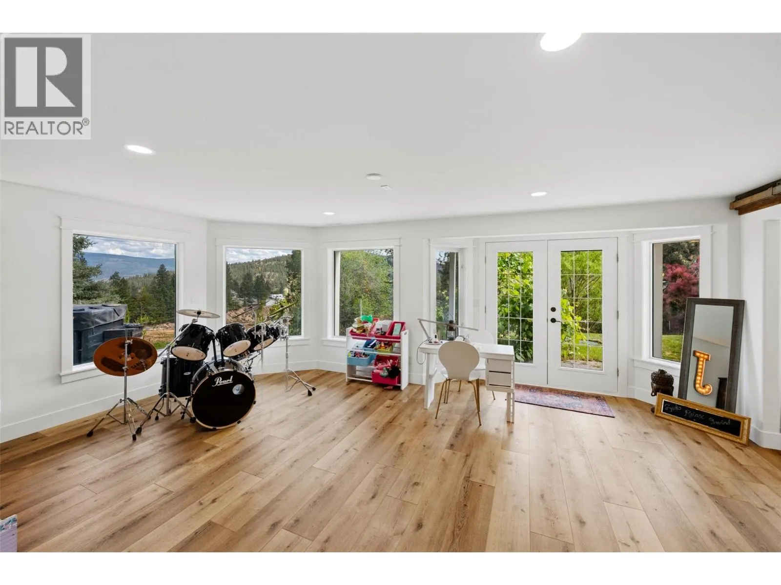 9331 CANYON VIEW Road