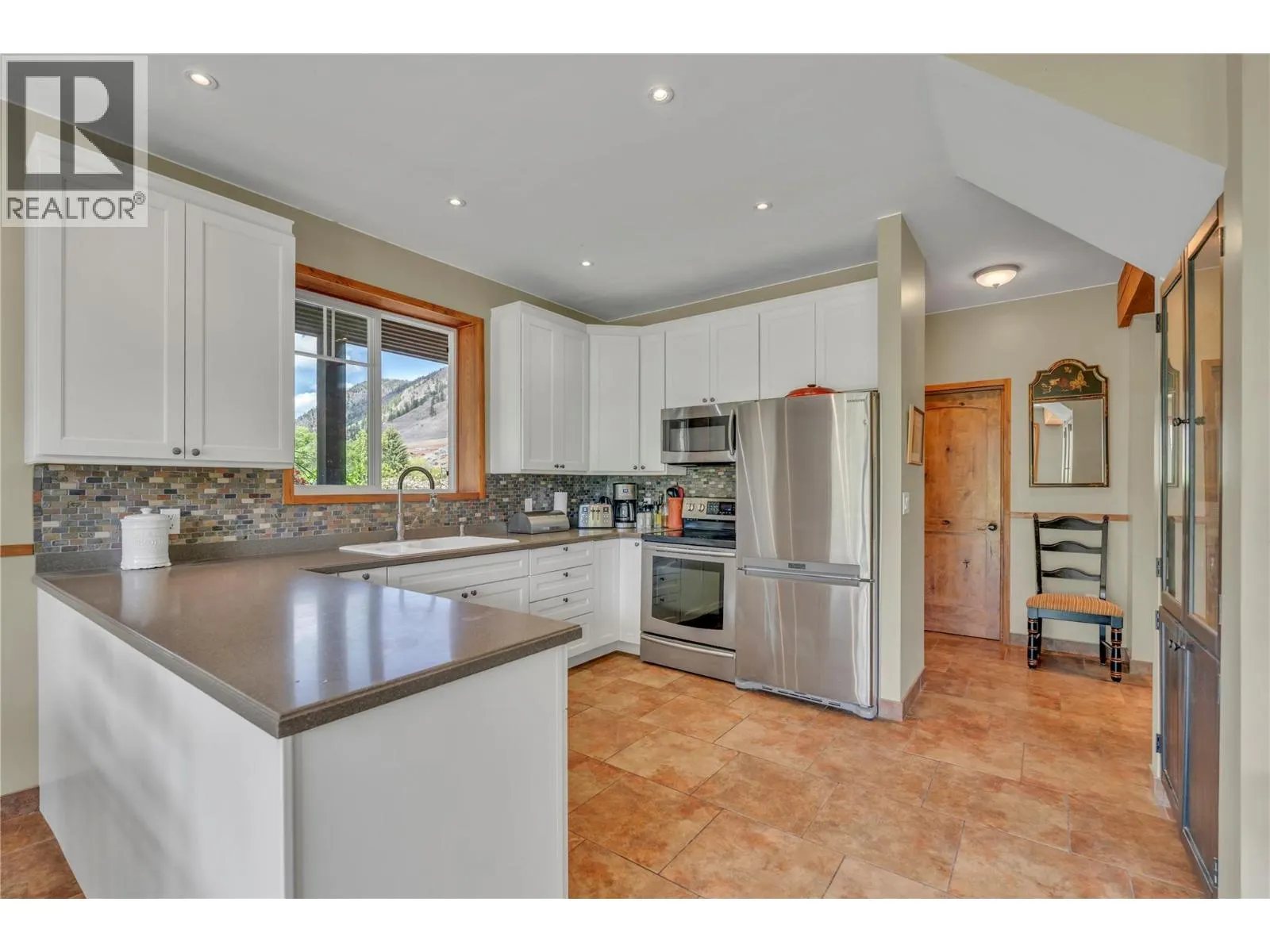 2795 Liddicoat Road