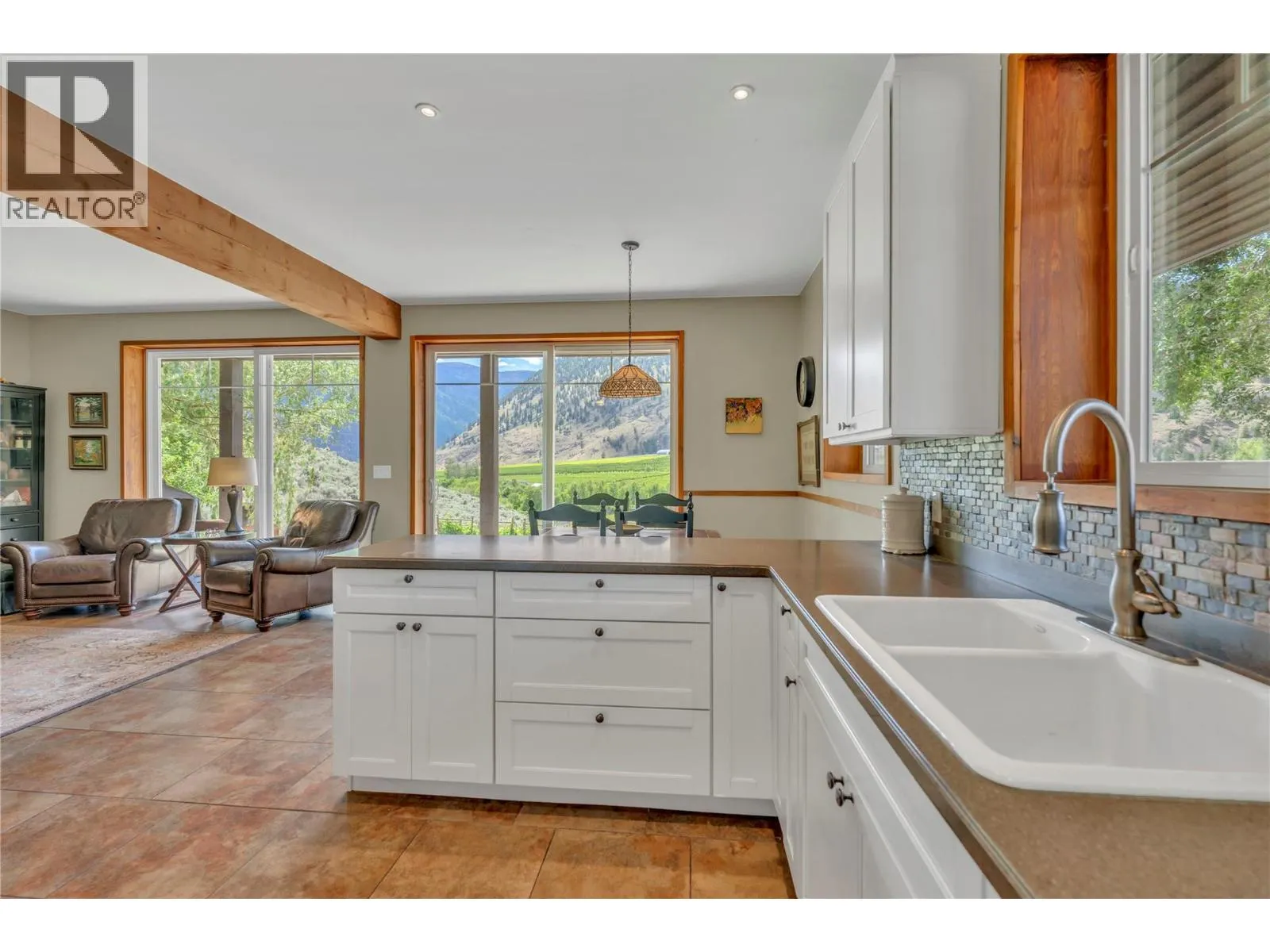 2795 Liddicoat Road