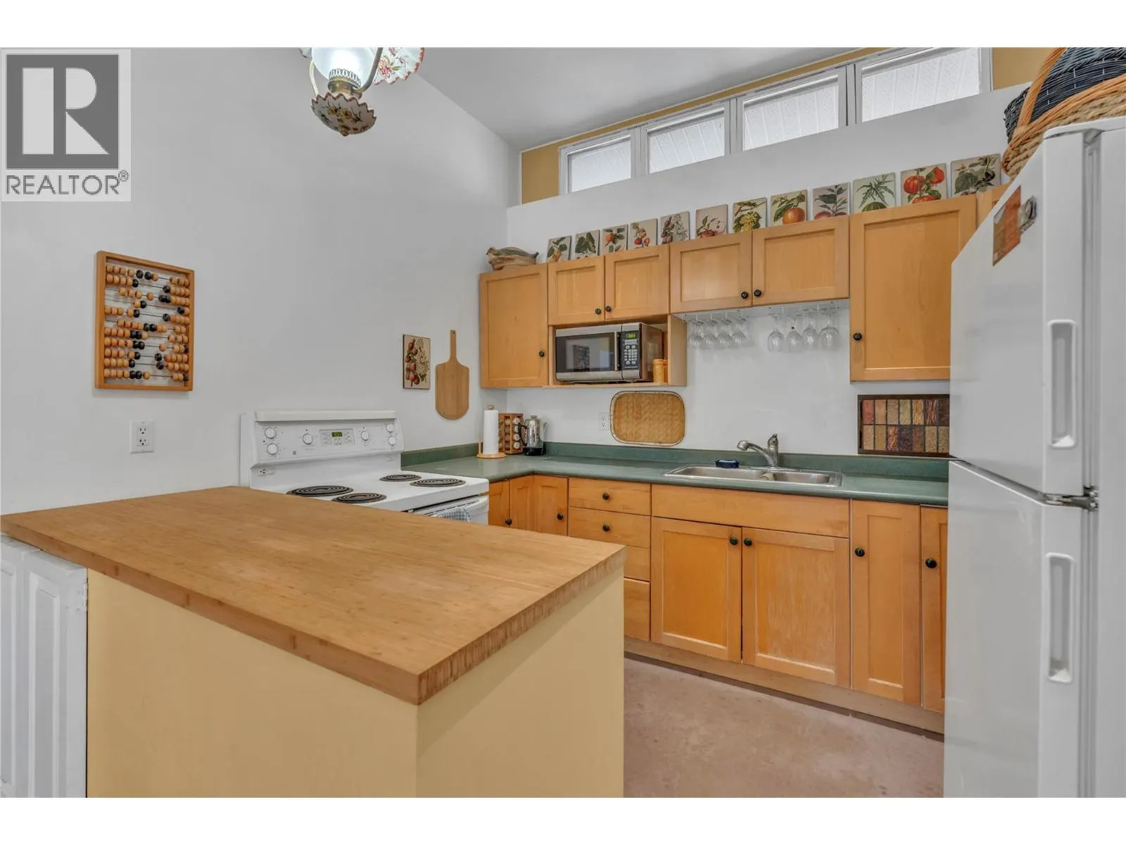 2795 Liddicoat Road