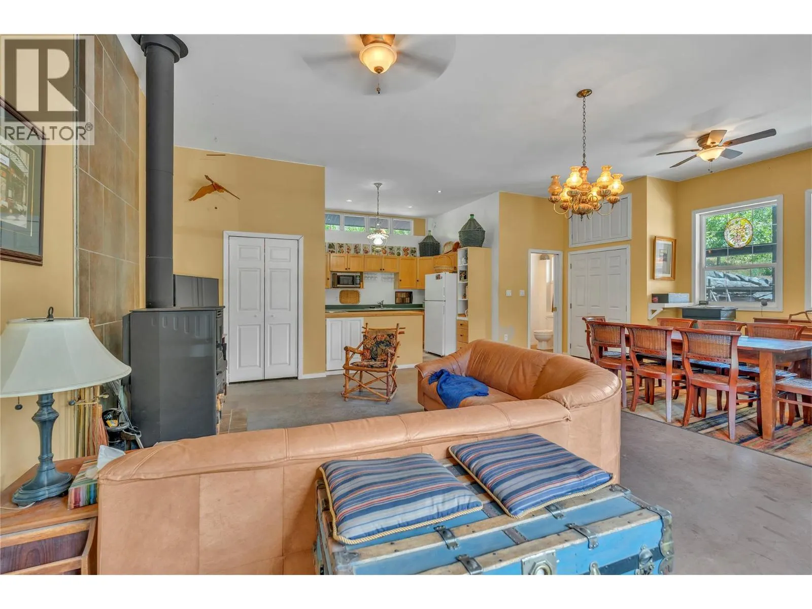 2795 Liddicoat Road