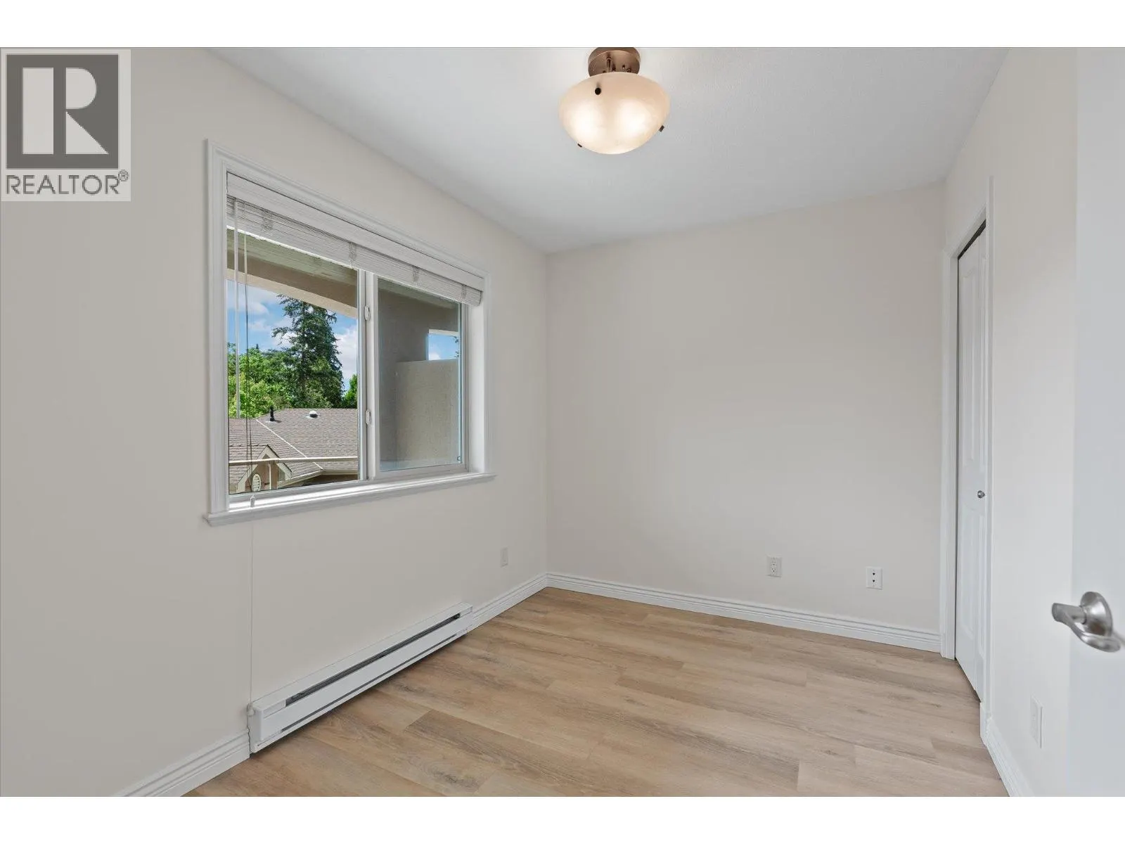 4433 Gordon Drive Unit# 212