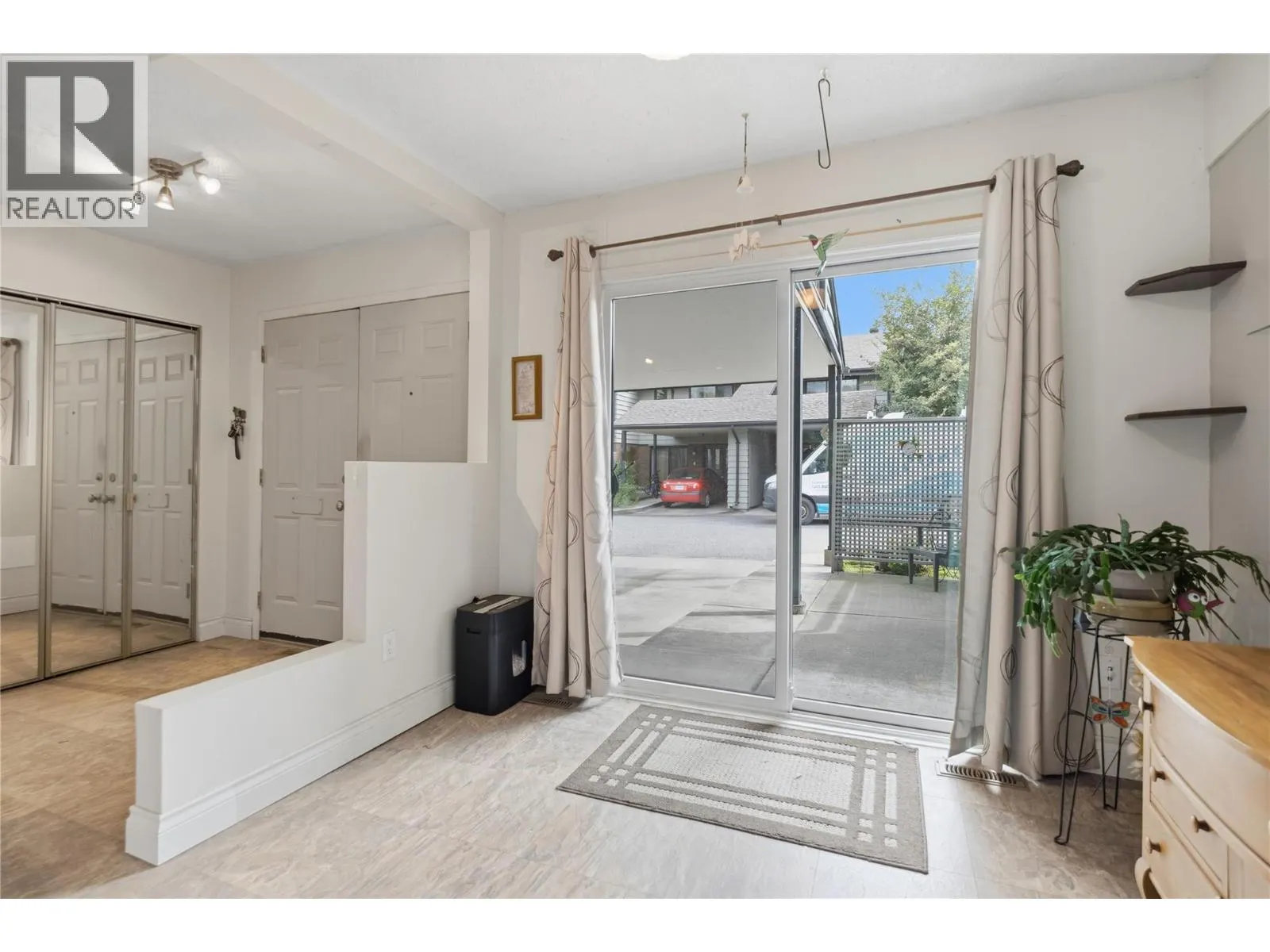 1050 SPRINGFIELD Road Unit# 115