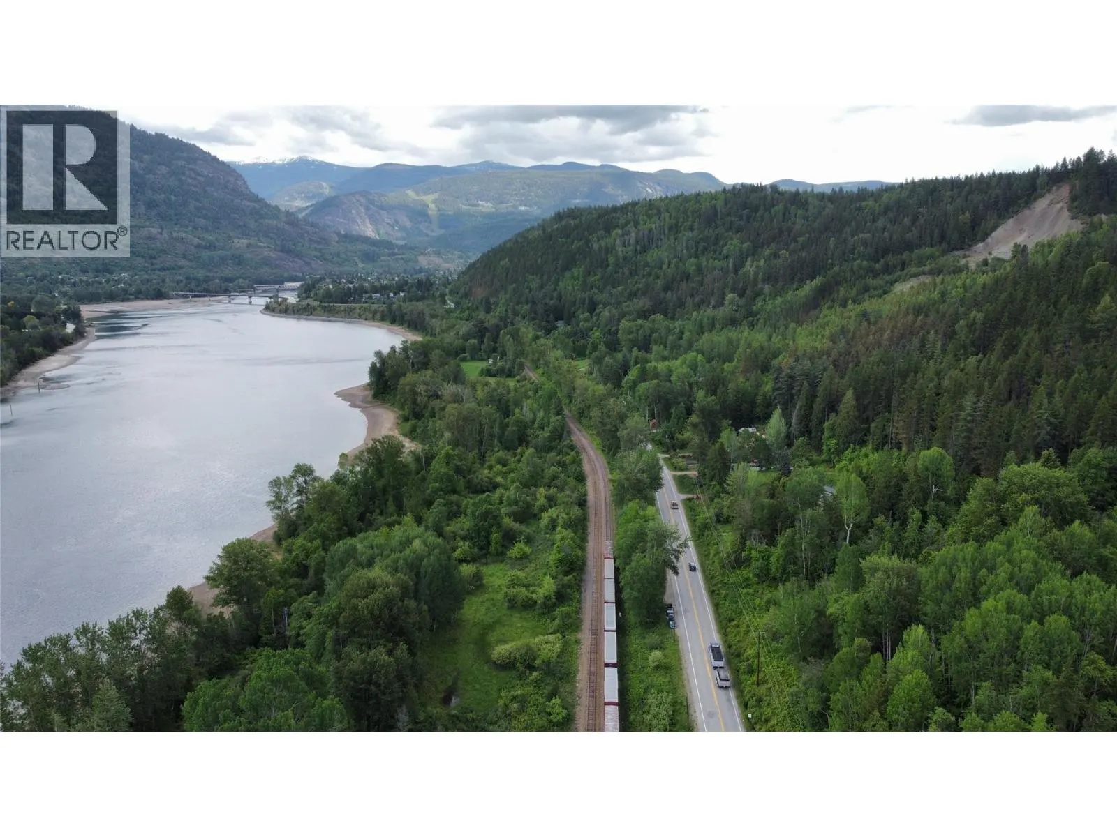 Arrow Lake 10 Lot Package Arrow Lakes Drive