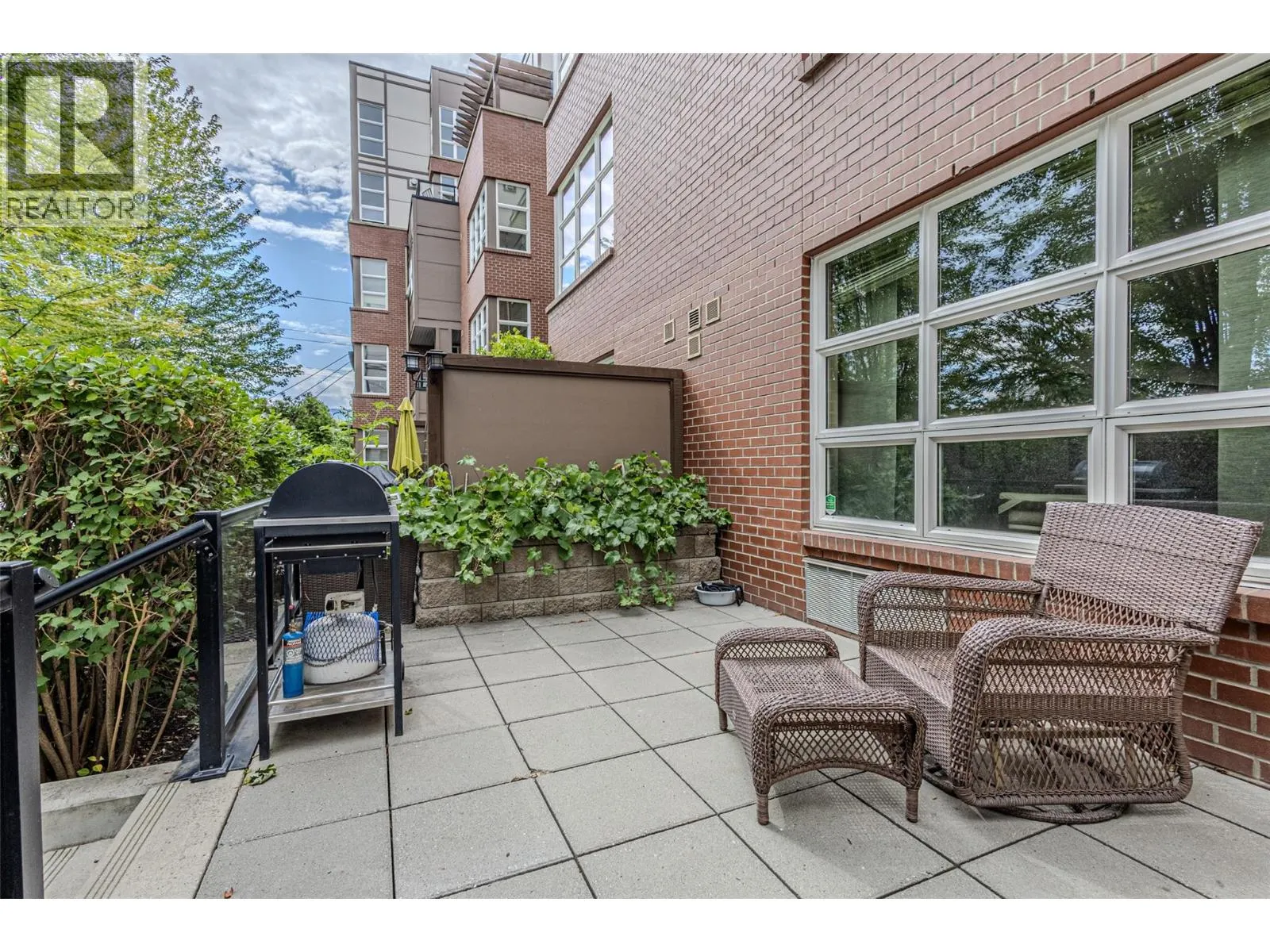 700 Martin Avenue Unit# 106