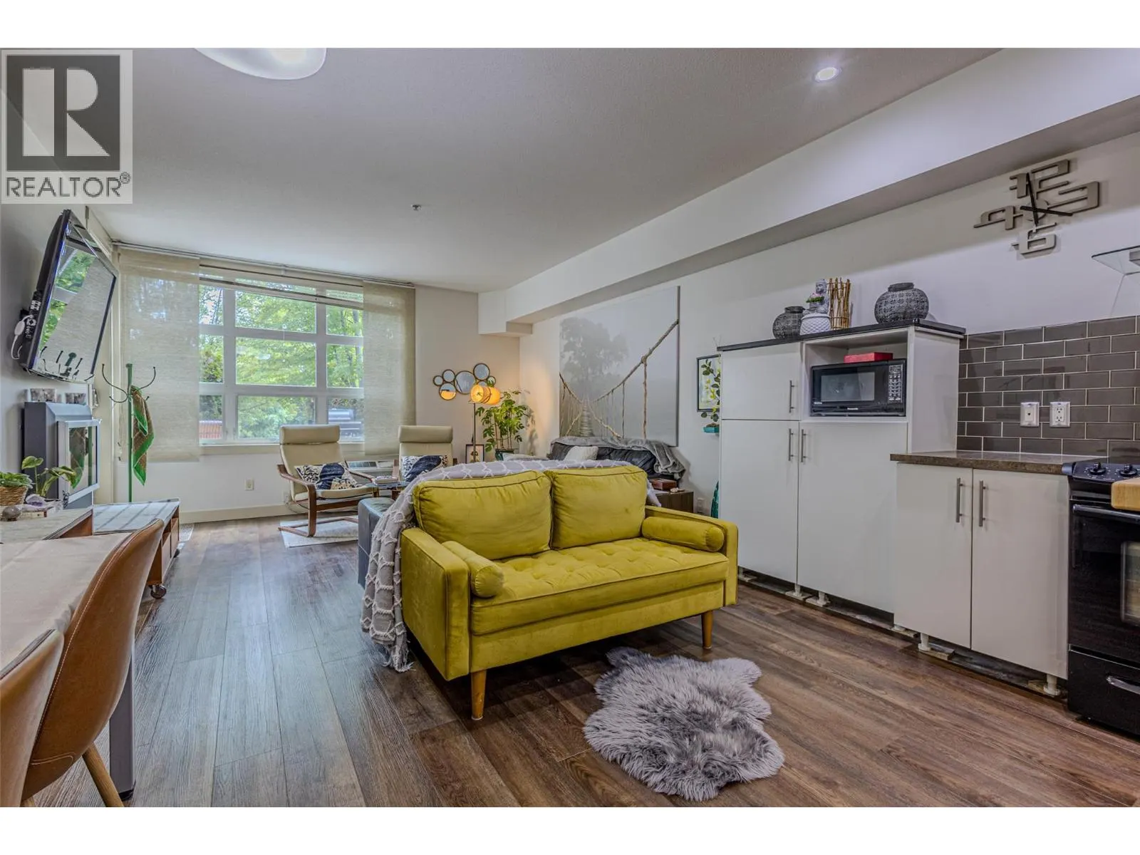 700 Martin Avenue Unit# 106