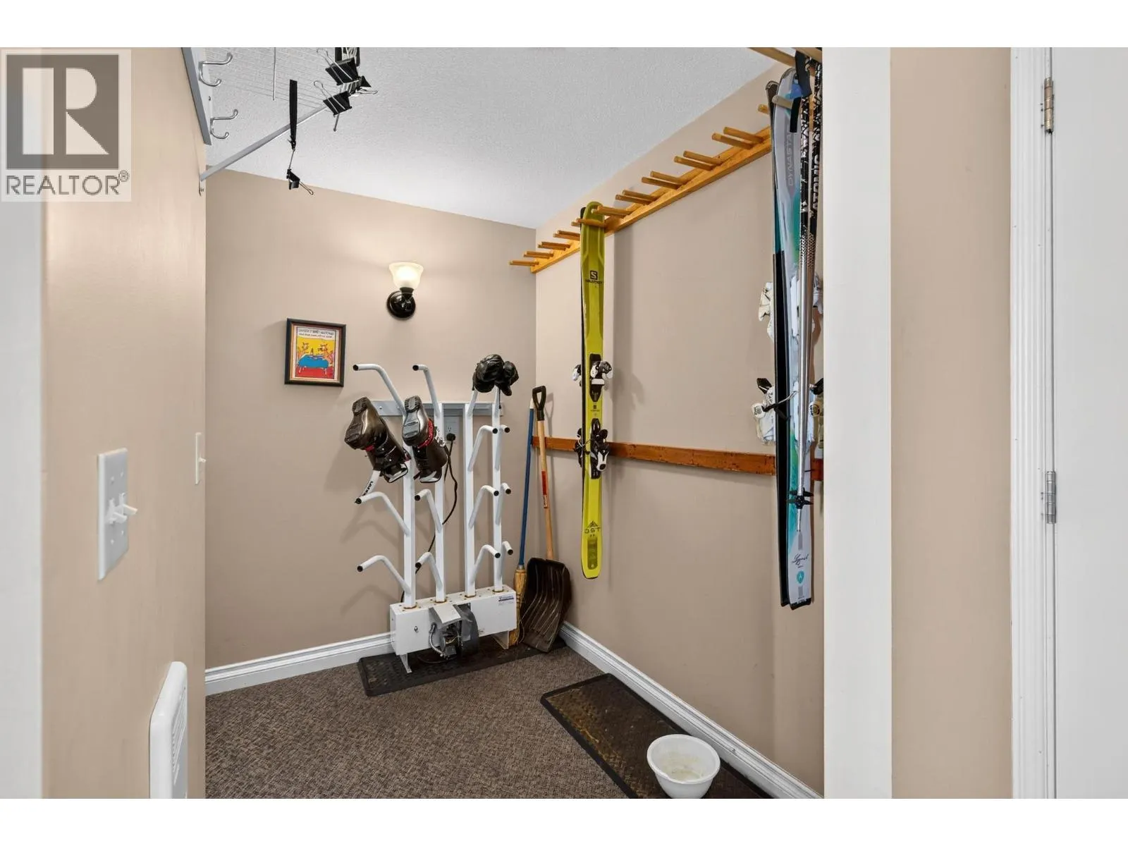 7615 Porcupine Road Unit# 1
