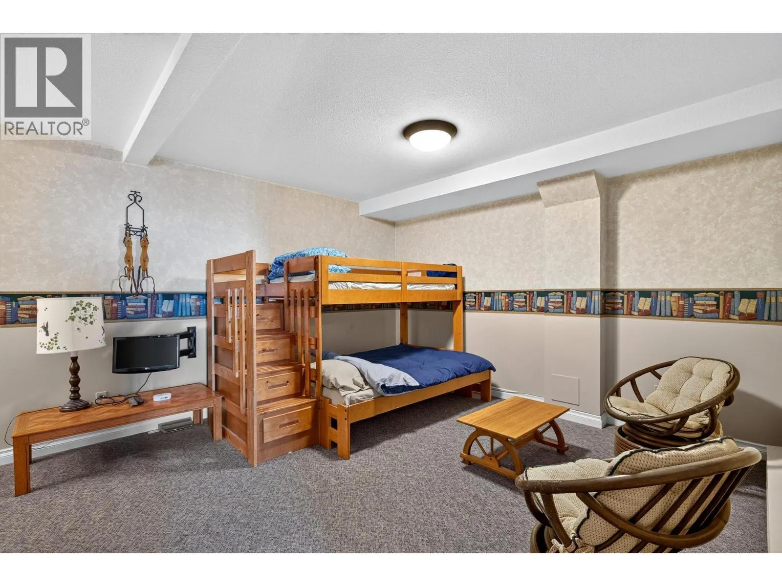 7615 Porcupine Road Unit# 1