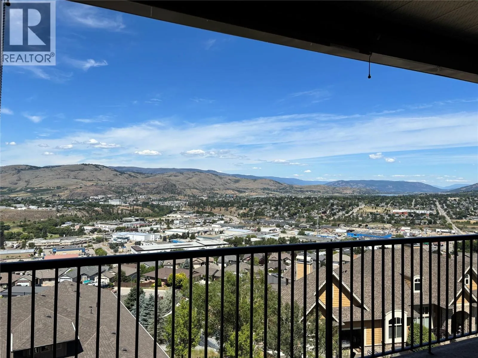 1040 Mt Revelstoke Place Unit# 15