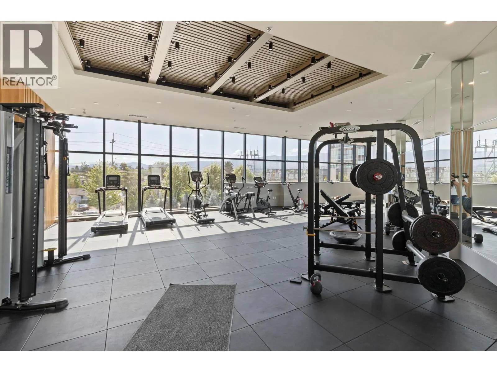 3389 Lakeshore Road Unit# 314