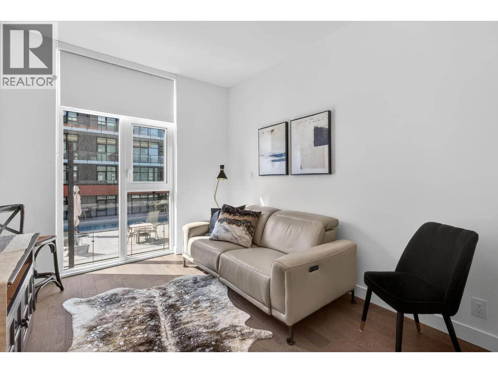 3389 Lakeshore Road Unit# 314