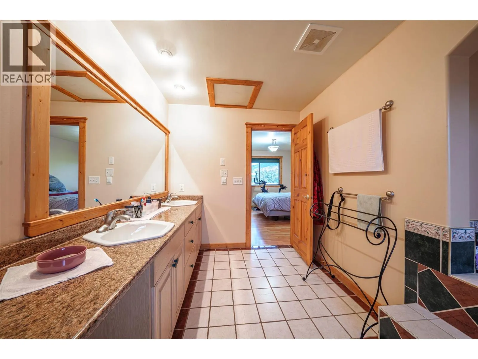 9109 Mackie Drive