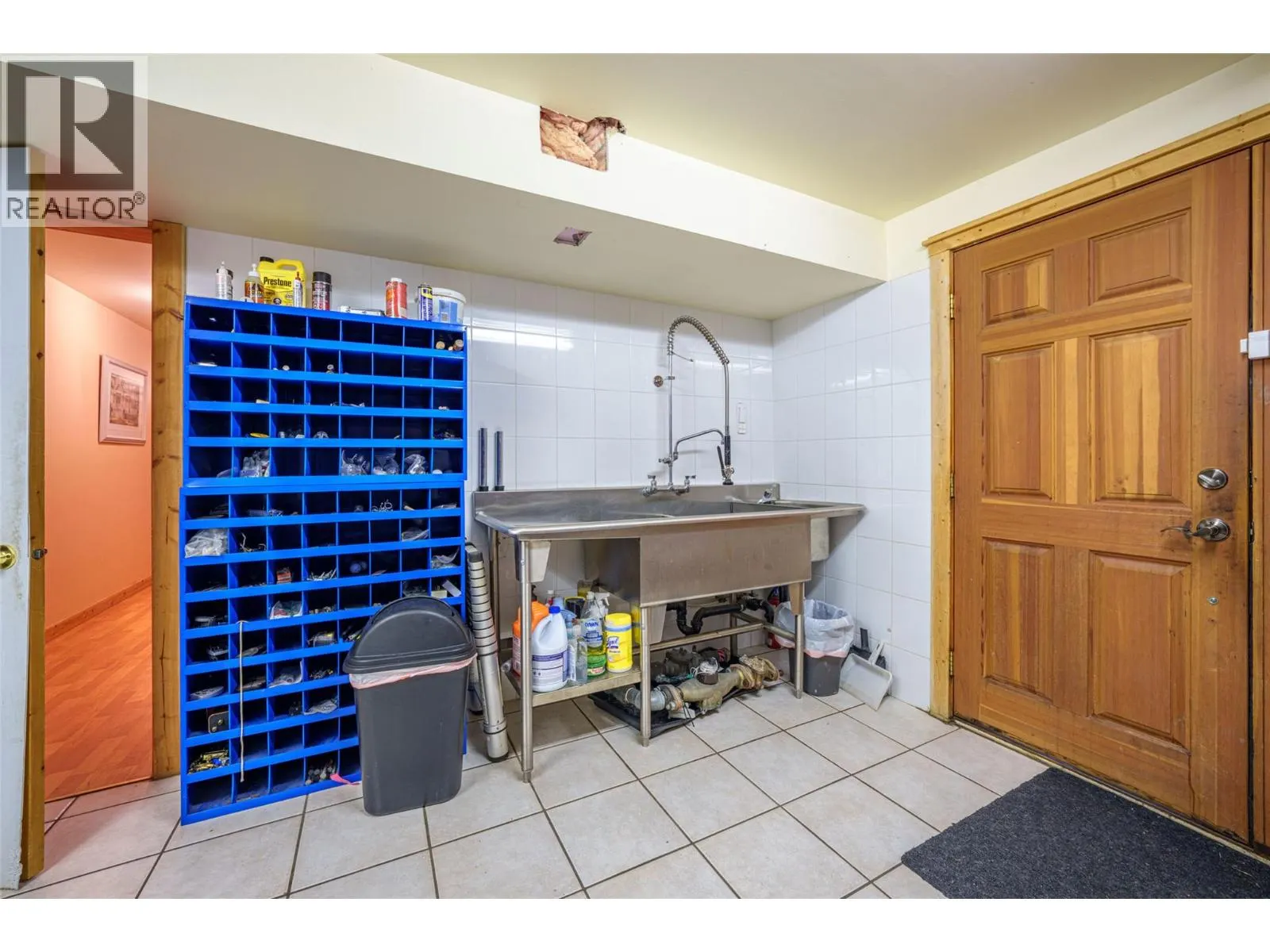 9109 Mackie Drive