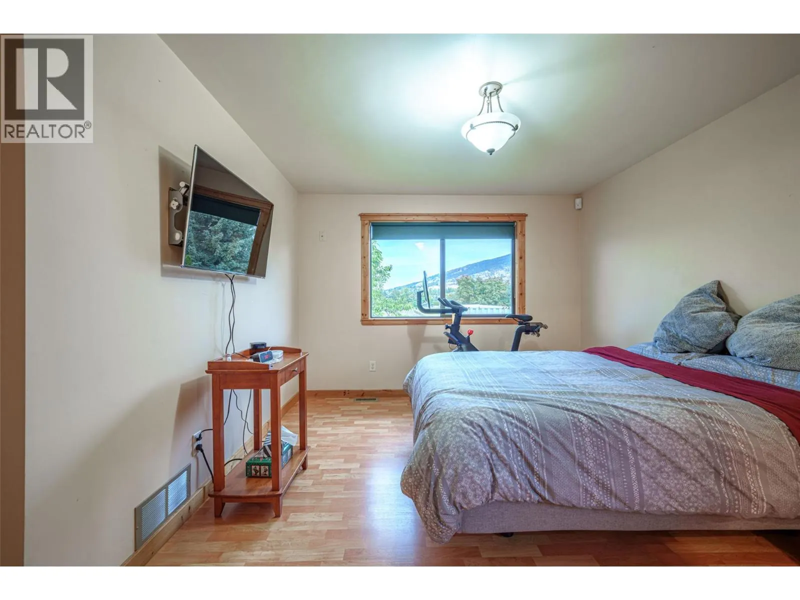 9109 Mackie Drive