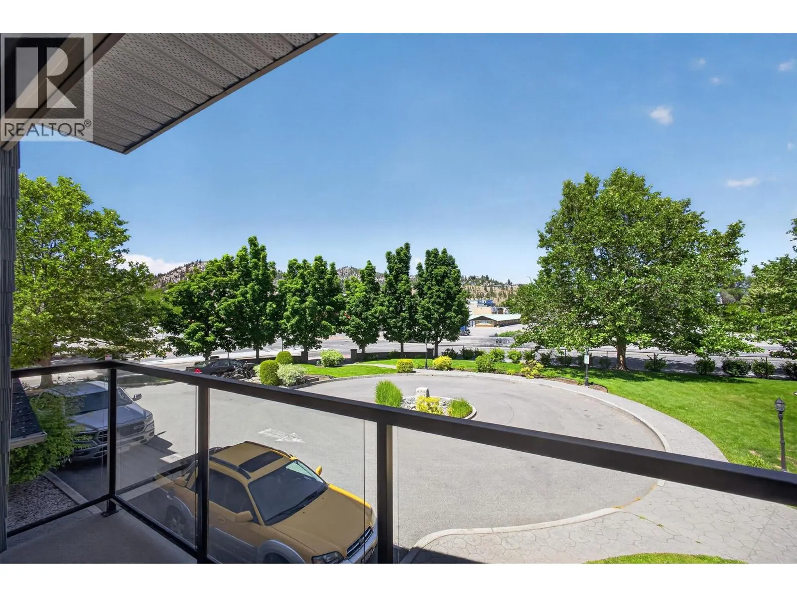 135 Ziprick Road Unit# 204