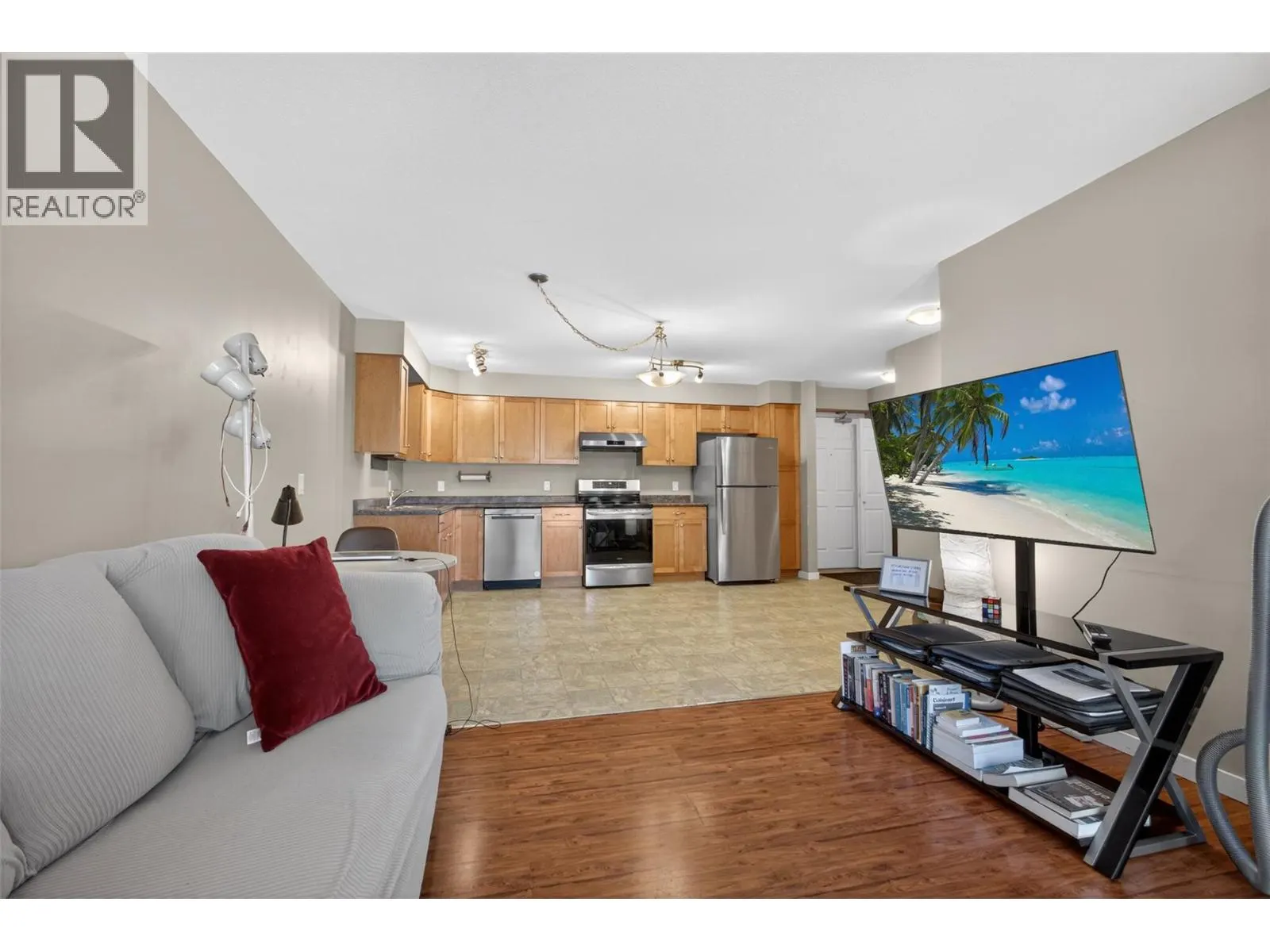 135 Ziprick Road Unit# 204