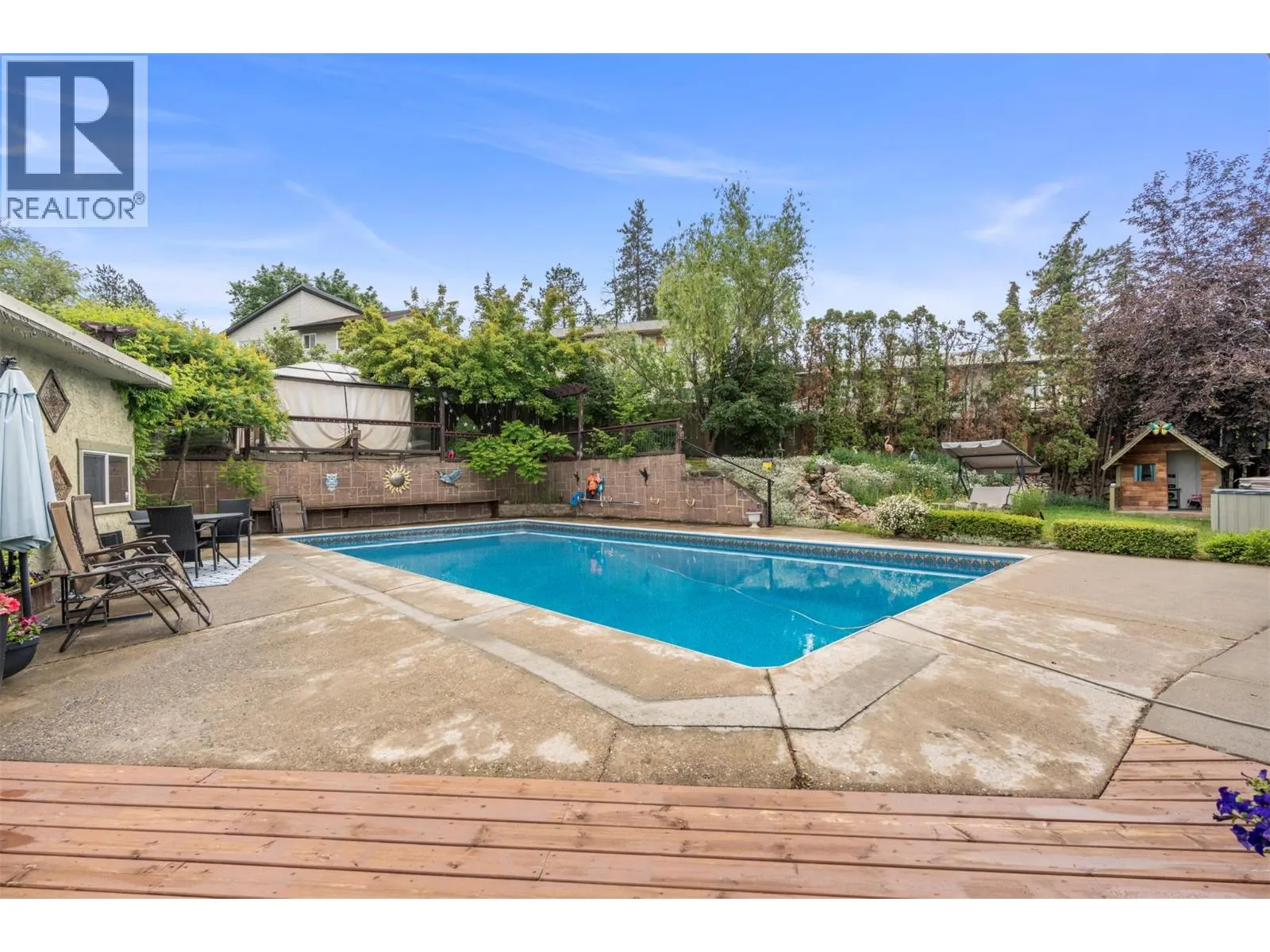 4105 Pleasant Valley Road