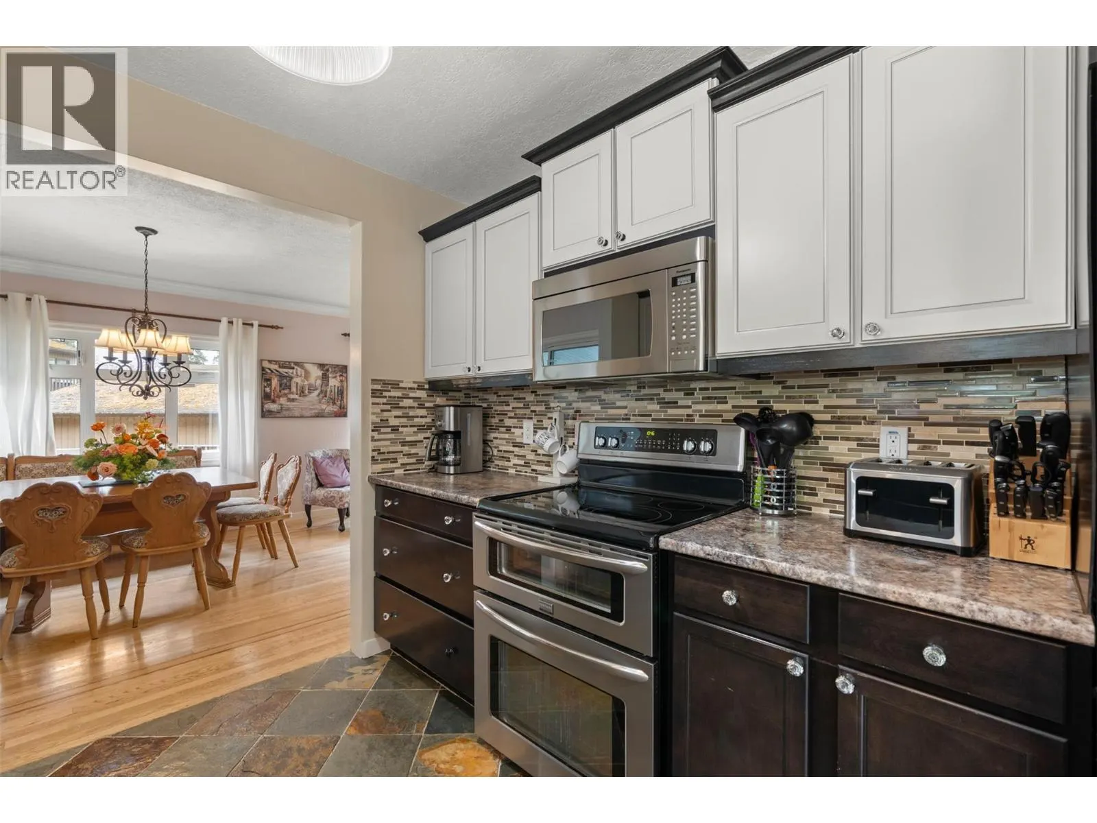 4105 Pleasant Valley Road