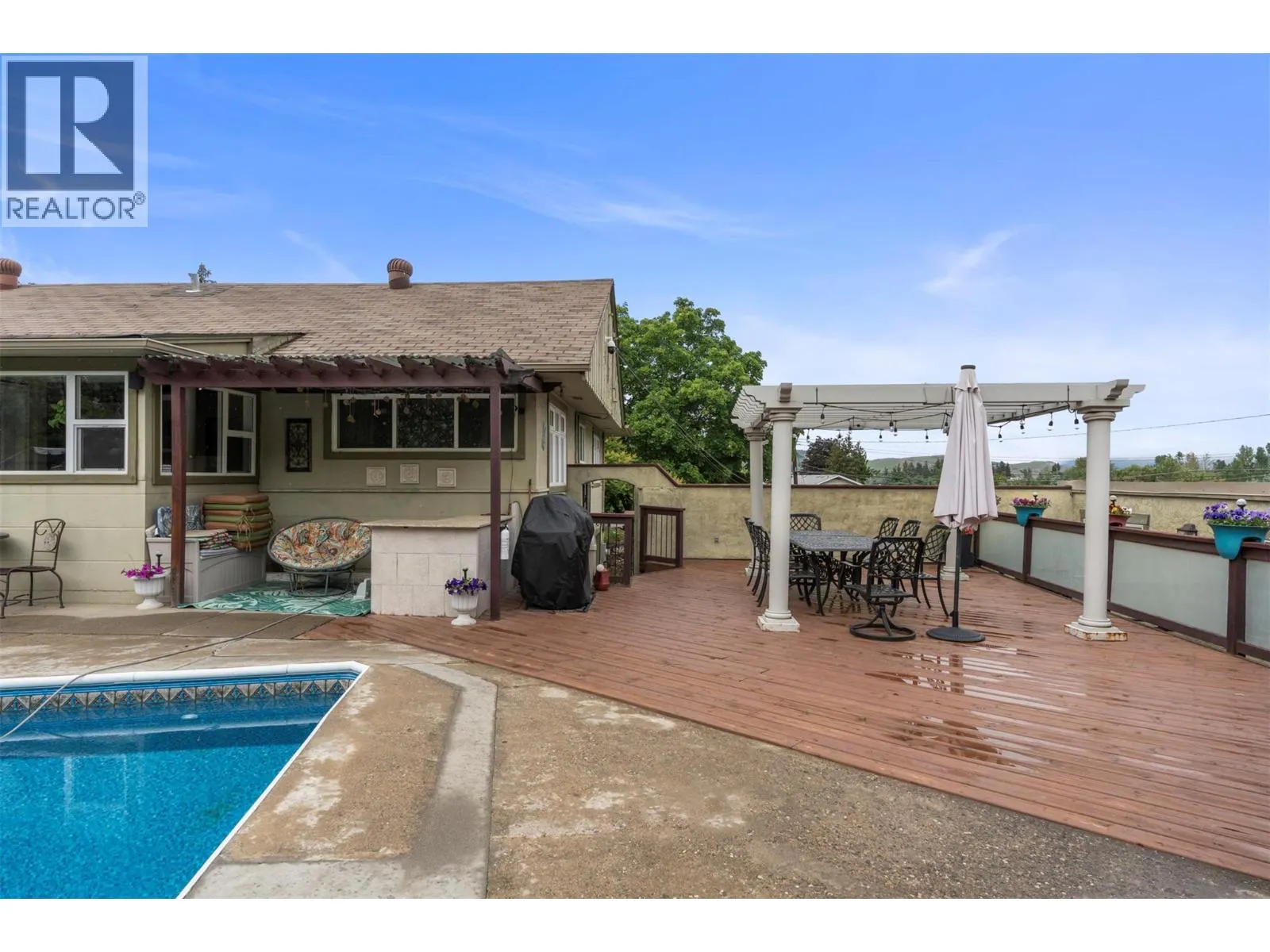 4105 Pleasant Valley Road