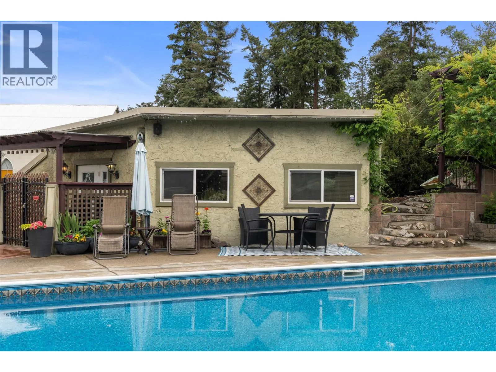 4105 Pleasant Valley Road
