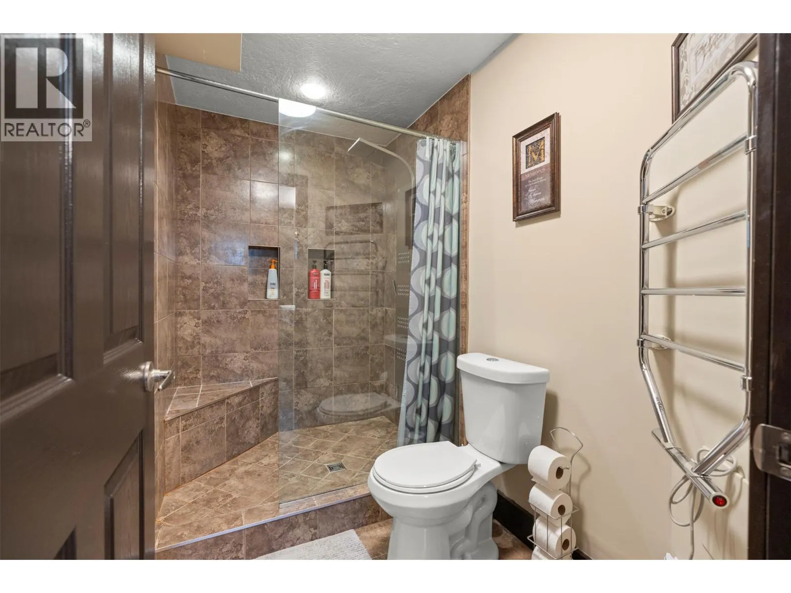 4105 Pleasant Valley Road