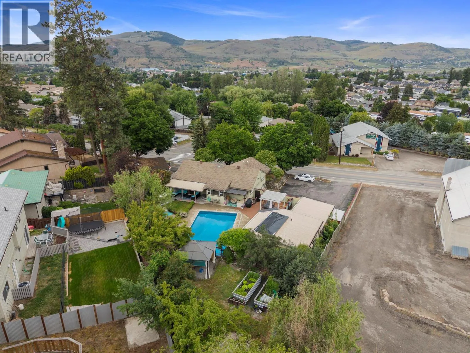 4105 Pleasant Valley Road