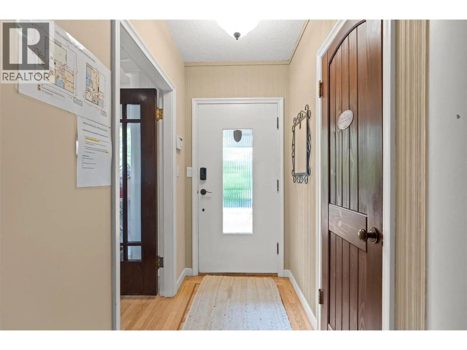 4105 Pleasant Valley Road