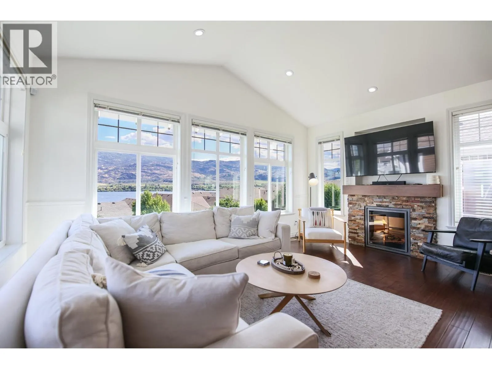 2450 Radio Tower Road Unit# 204