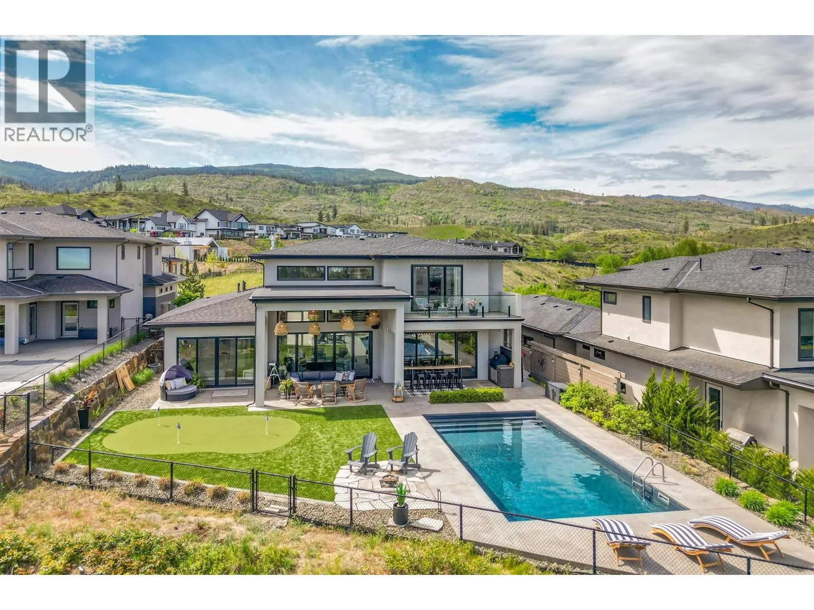 1612 Vincent Place