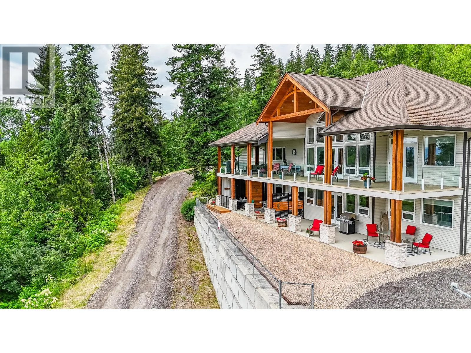 5694 Trans Canada Highway NW