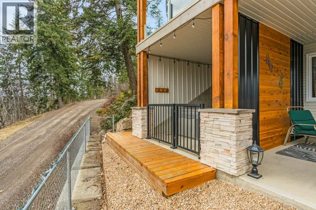 5694 Trans Canada Highway NW