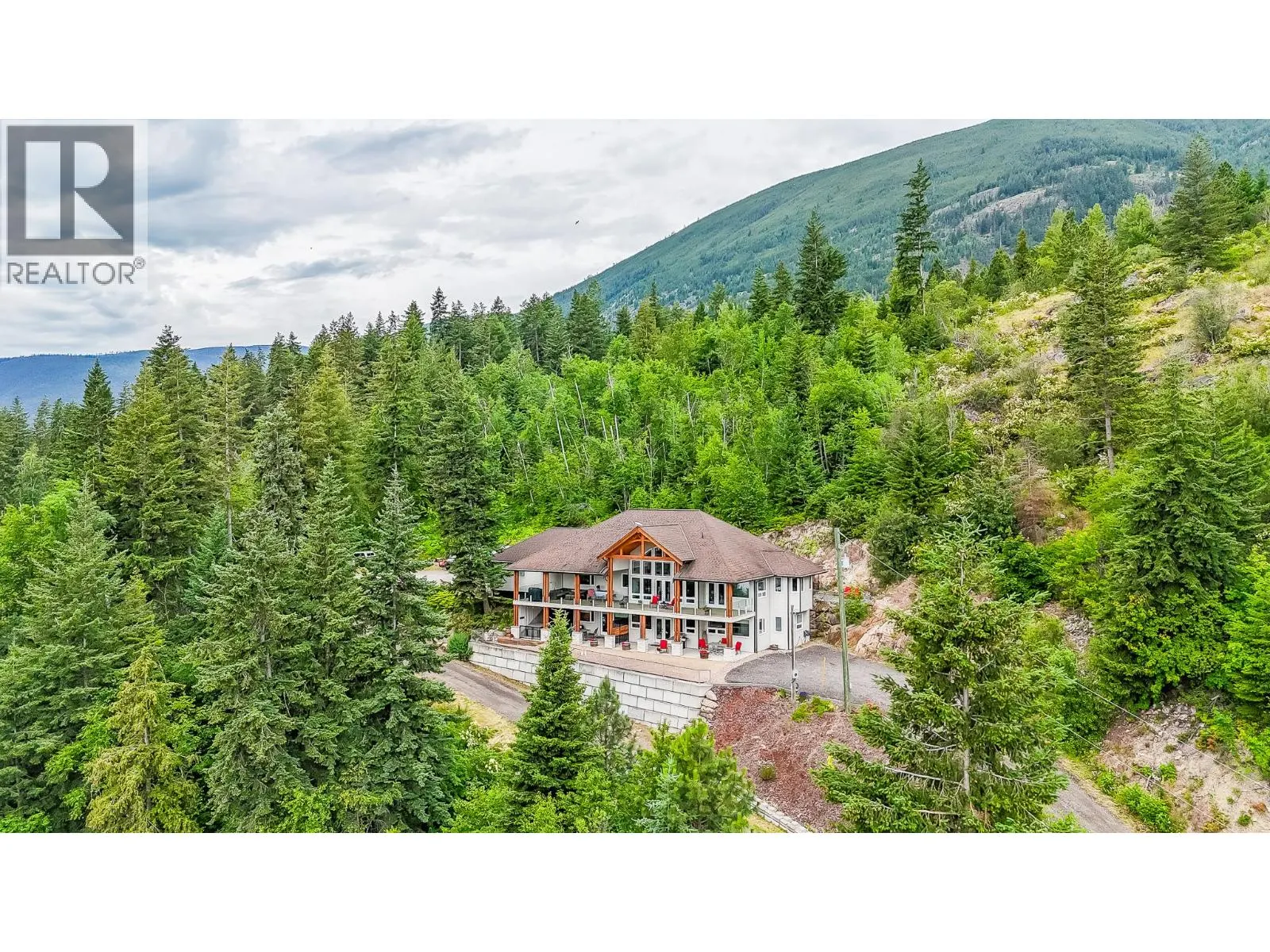 5694 Trans Canada Highway NW