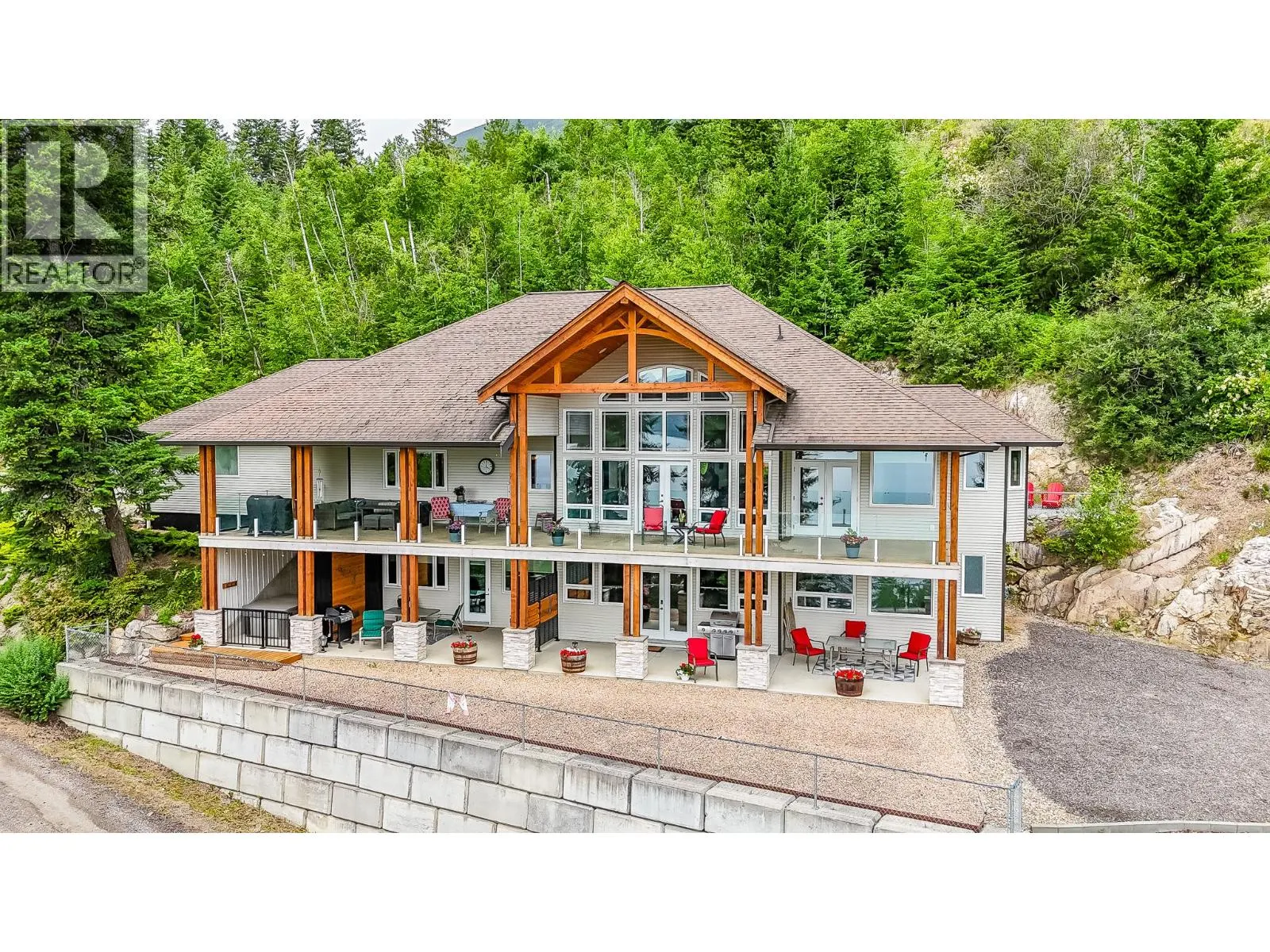 5694 Trans Canada Highway NW