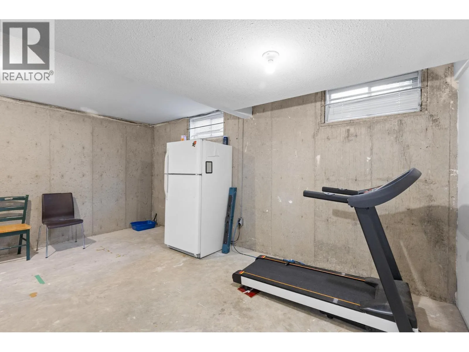 9159 Glenmore Road Unit# 8